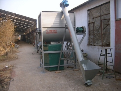 雅安臥式混合機 高品質(zhì)混合設(shè)備，收費低，服務(wù)優(yōu)